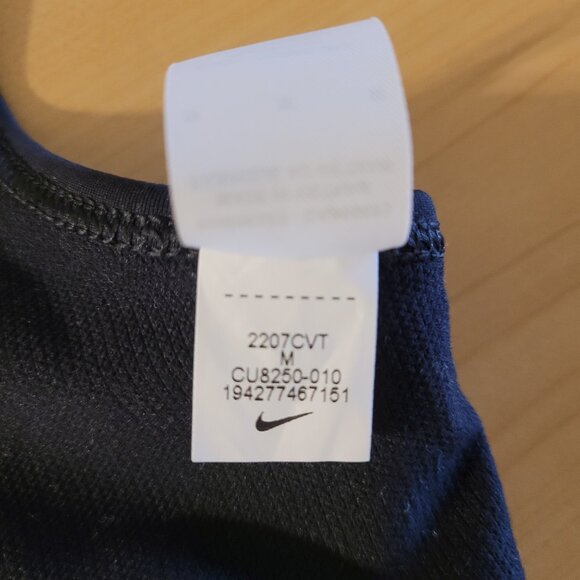 Nike Sports Bra Kids Cropped Tank Top Size M - Picture 4 of 4